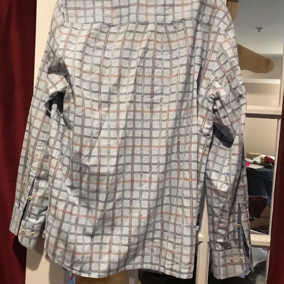 Tommy Bahama Shirt - Picture 2 of 4